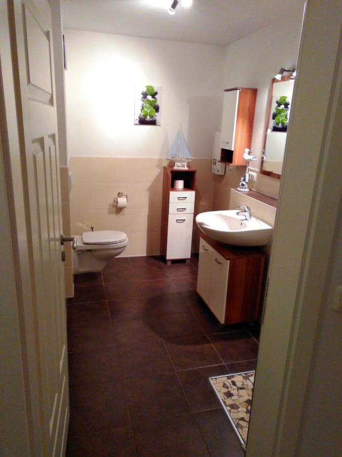 Quartier4U - 4 Sterne - Inklusive Eigene Bikebox Mit Strom - Waeschepaket - Power Wlan - Parkplatz # Bestpreisgarantie # Цингст Экстерьер фото